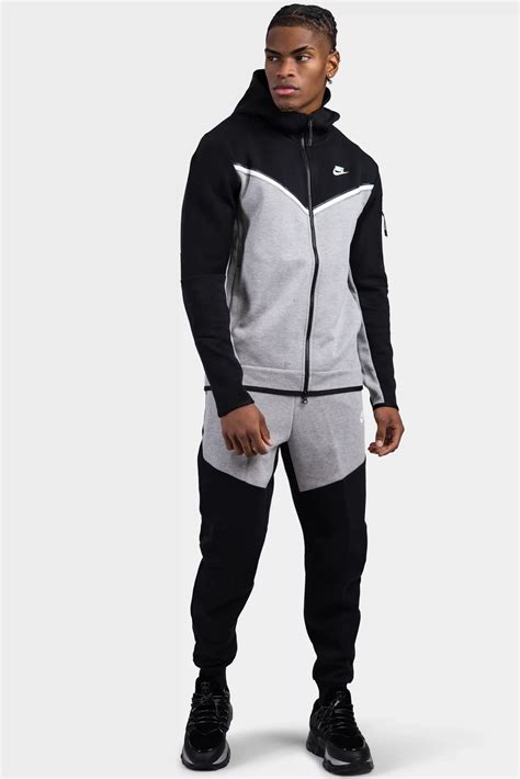 nike tech heren zwart grijs|nike tech pak.